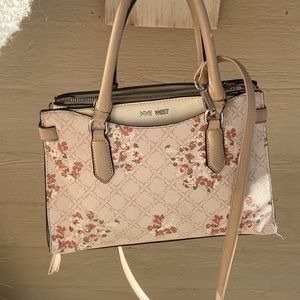 9 West pink/tan floral purse CROSSBODY